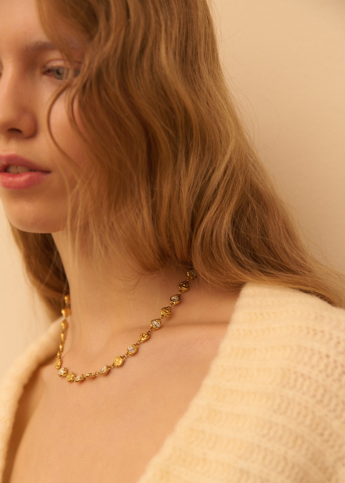 EIRA NECKLACE